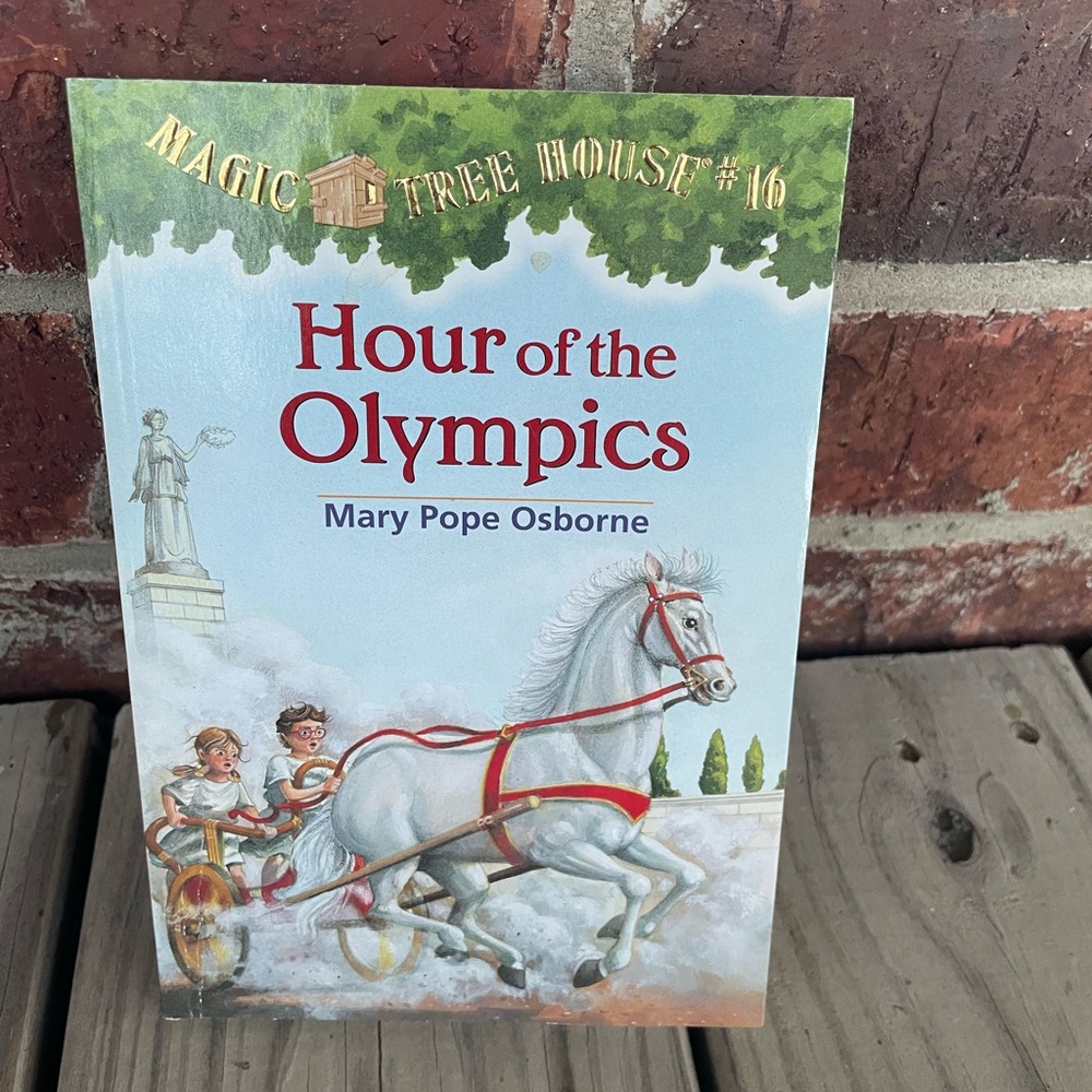 Paperback Magic Tree House Hour Of The Olympics Kid’s Chapter Book #16